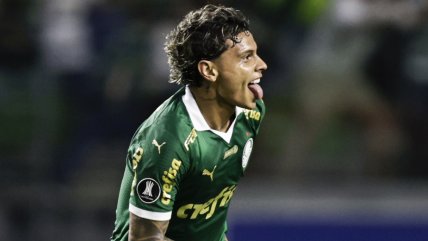   [VIDEO] El impresionante gol de tiro libre de Richard Ríos para Palmeiras 
