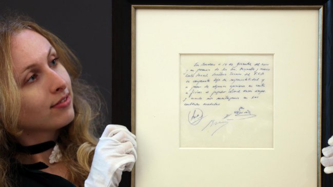 La servilleta con el contrato de Messi se vendió por monto estratosférico