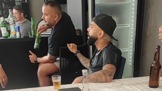 Gabigol se disculpó por usar la camiseta de Corinthians: No volverá a ocurrir