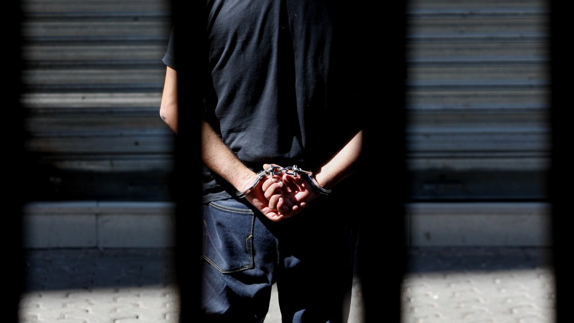 Conductor de aplicación fue condenado a 15 años de cárcel por violento robo a madre e hijo