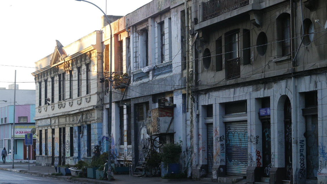 Tribunal ordenó desalojo de inmueble del Poder Judicial tomado en Valparaíso
