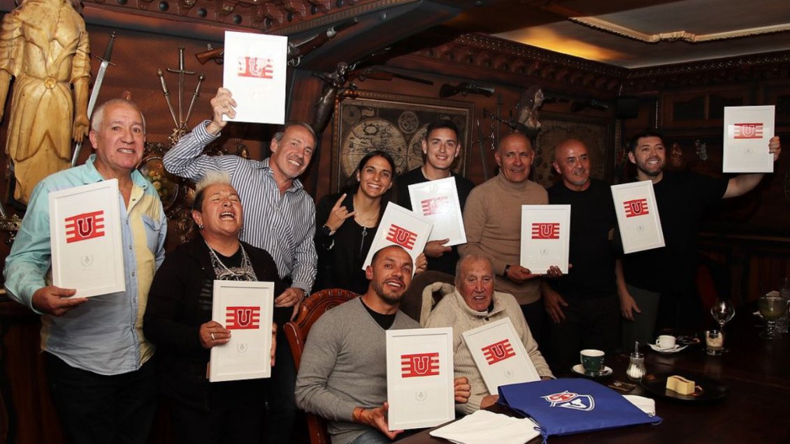 De Sergio Navarro a Marcelo Díaz: Capitanes de la U contaron experiencias en emotiva reunión