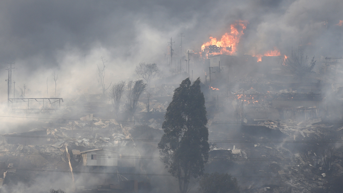 Megaincendio: Tohá afirma que evidencia contra bombero imputado es 