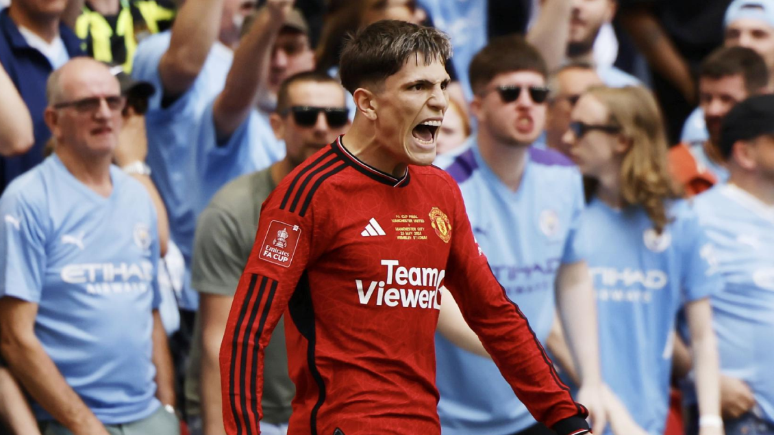 Manchester United se alzó como campeón de la FA Cup en el clásico contra el City