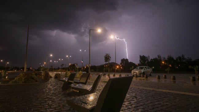   Meteorología prevé tormentas eléctricas en tres regiones de la zona central 