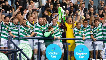   Celtic gritó campeón tras vencer agónicamente en el Old Firm a Rangers 