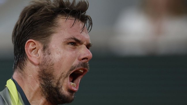 Wawrinka superó a Murray en el duelo de veteranos de la primera ronda en Roland Garros