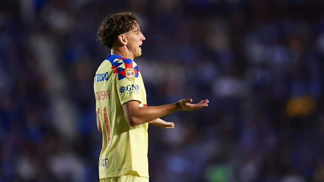 Igor Lichnovsky causó polémica por asistir a matrimonio antes de la final en México