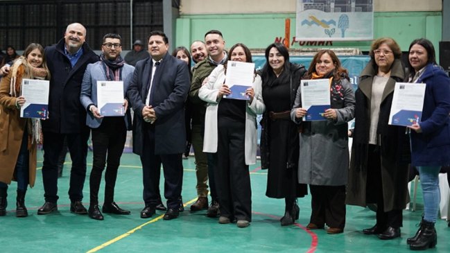 Minvu entregó subsidios habitacionales para familias de Talca y Lontué