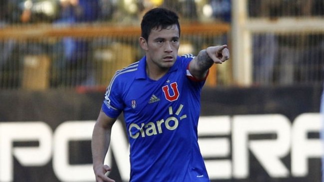 Deberán esperar: La U carece de presupuesto para el regreso de Charles Aránguiz