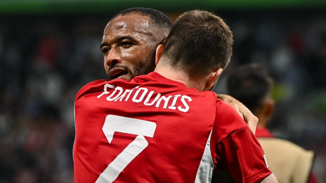 Olympiakos golpeó a Fiorentina en el alargue y conquistó la Conference League