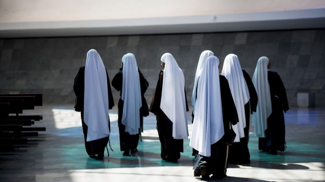   Vaticano intervino conventos de monjas que siguen a un falso obispo excomulgado 