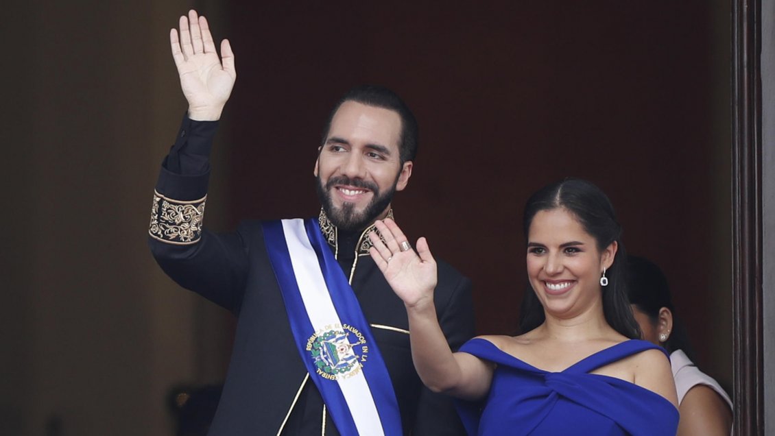 Bukele inició segundo mandato y exigió a los salvadoreños una lealtad 