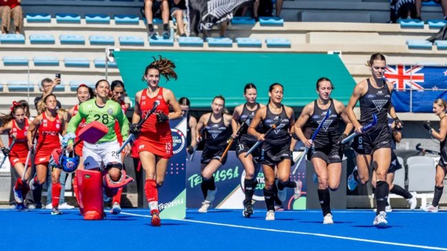 Las Diablas cayeron ajustadamente en su estreno en la Copa de las Naciones