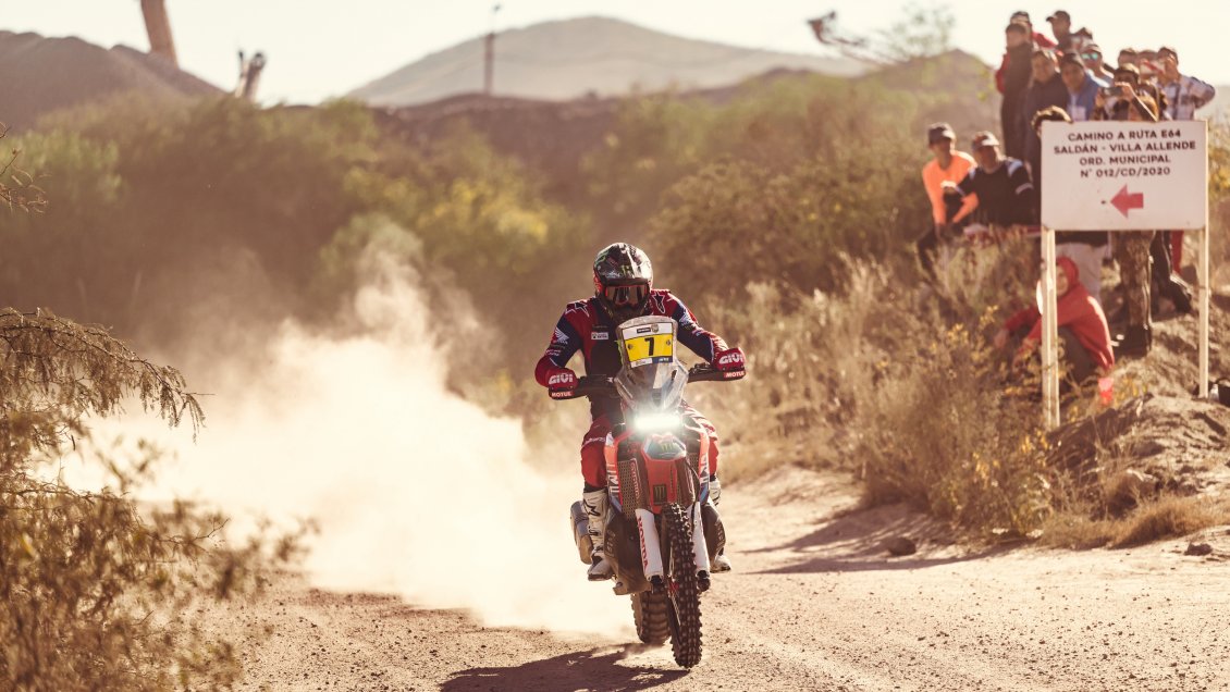 Pablo Quintanilla comenzó de buena forma el Desafío Ruta 40