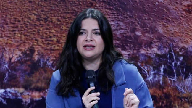 Ministra de la Mujer: El aborto 