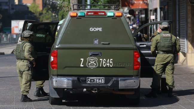 Trabajadores hallaron material de guerra en cristalería de Maipú