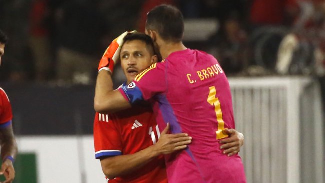 Alexis se deshizo en elogios para Claudio Bravo: Es uno de los mejores arqueros del mundo