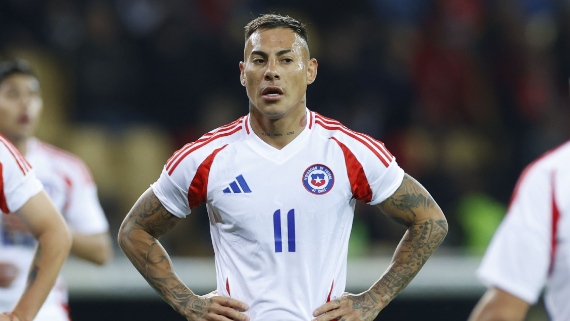 Eduardo Vargas: Nadie tiene el puesto asegurado, la competencia es fuerte