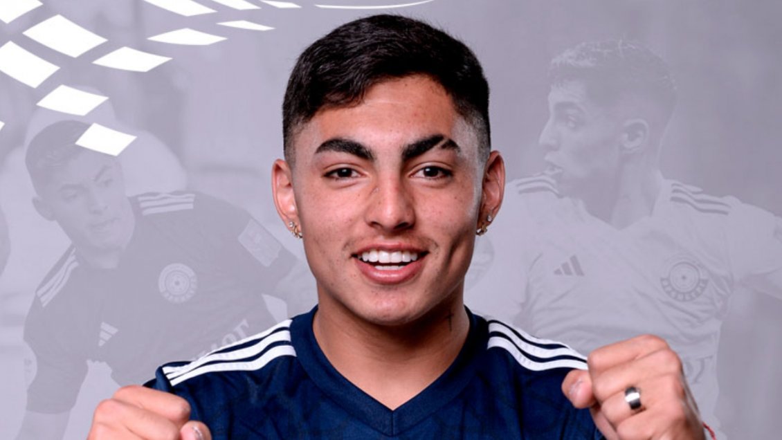 Orenburg oficializó la compra de Jordhy Thompson y Colo Colo recibirá millonaria cifra