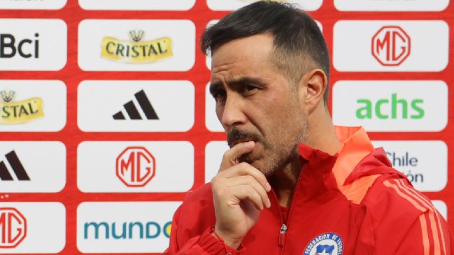 Arquero peruano sobre Claudio Bravo: No me gusta su forma de tapar, yo soy mejor