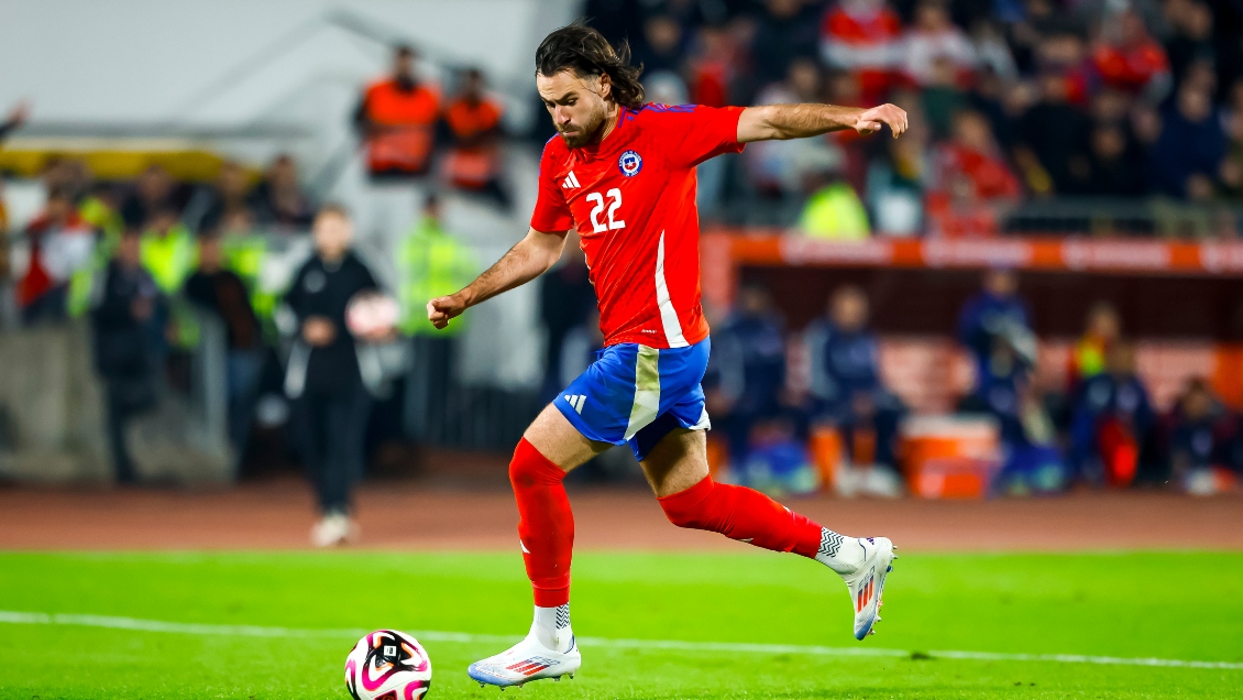 [Videos] A Ben Brereton le falló la puntería ante el arco y con su español