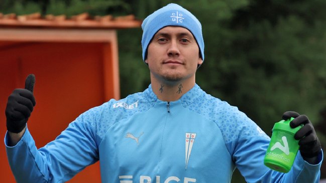 Nicolás Castillo regresó a las prácticas con U. Católica