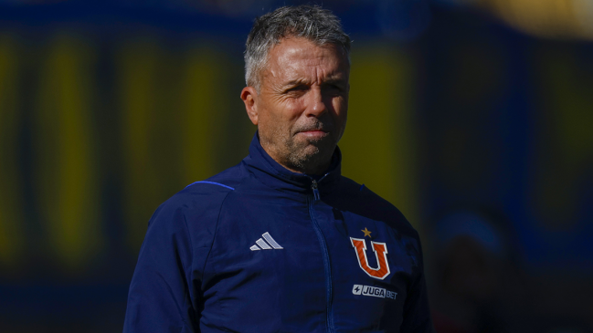 Gustavo Álvarez fue elegido mejor DT de la primera rueda en la gala del fútbol chileno