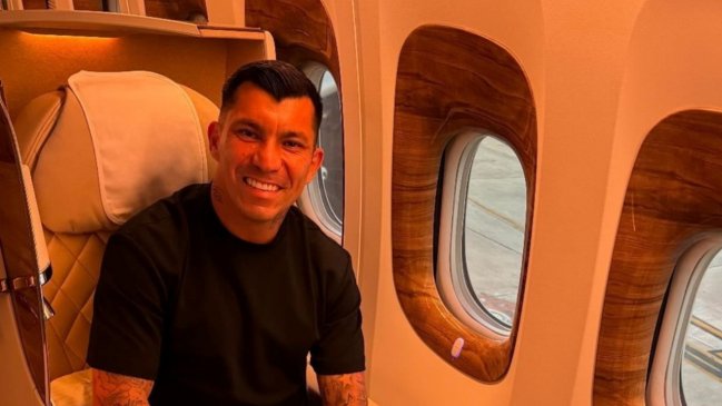Gary Medel viajó a Argentina para sumarse a Boca Juniors