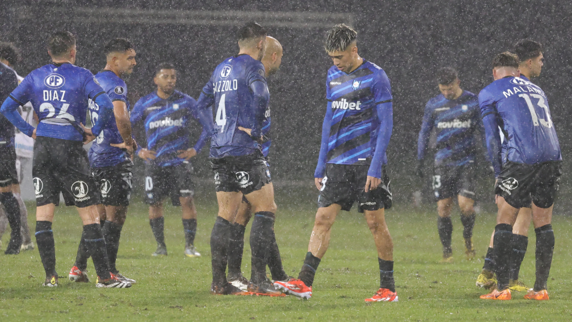 Cambio de planes: Vuelo de Huachipato a Punta Arenas para jugar Copa Chile fue cancelado