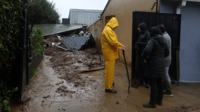Gobierno anuncia bono de recuperación para familias afectadas por el sistema frontal