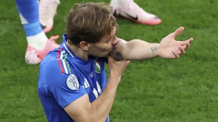   Italia se ayudó de una ráfaga para vencer a Albania en la Euro 