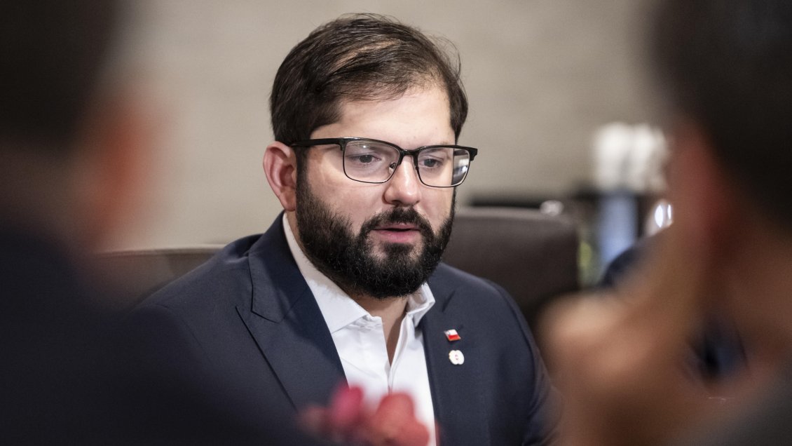 Boric en Cumbre para la Paz: Invasión a Ucrania es clara violación del derecho internacional