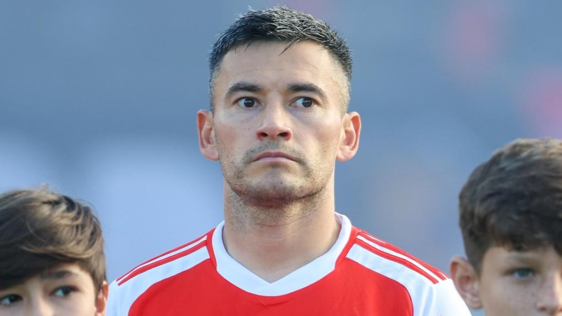 Charles Aránguiz sufrió caída con Internacional en visita al colista del Brasileirao