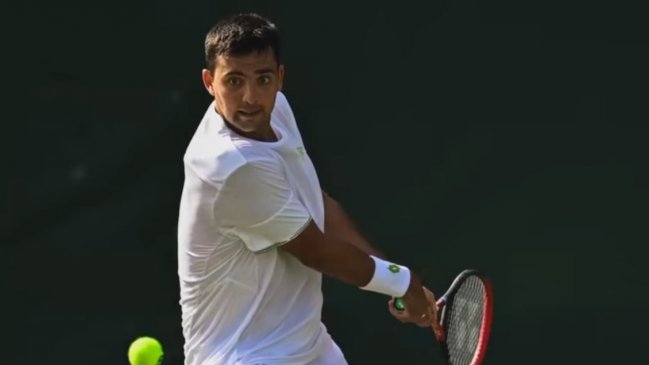 Tomás Barrios bajó al primer sembrado en Ilkley y avanzó a octavos