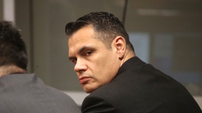 Las causas en que está involucrado el excarabinero Claudio Crespo