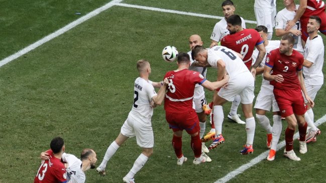 Serbia logró una agónica igualdad ante Eslovenia y se mantuvo con vida en la Euro