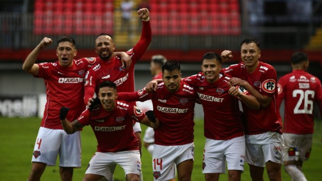 Ñublense venció a Huachipato y se alejó de la parte baja de la tabla