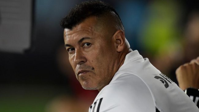 Almirón: Para nosotros es un privilegio tener a Arturo Vidal