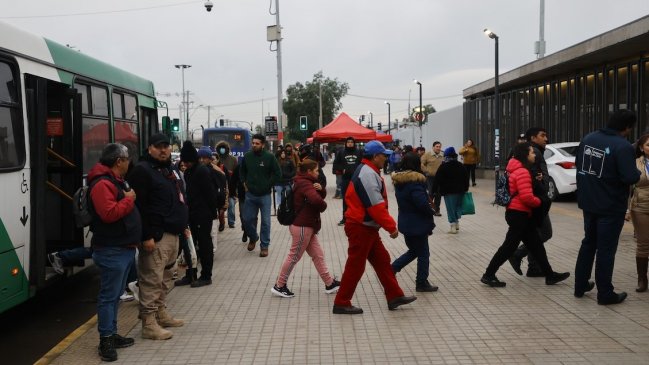 Medidas de contingencia para Santiago, Valparaíso y Biobío por paro de EFE