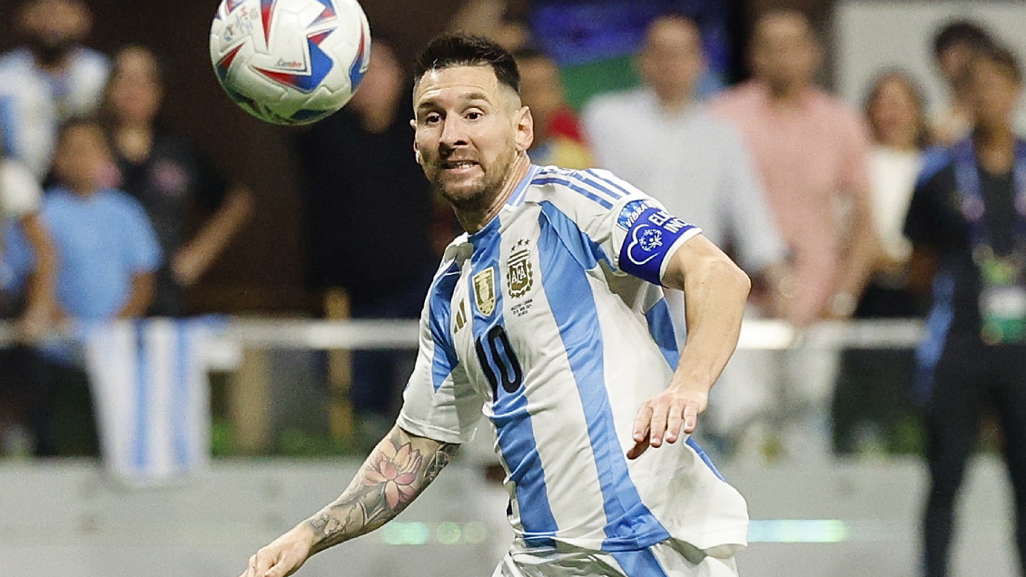Sin chilenos y con Messi: Conmebol presentó el 11 ideal de la primera fecha de Copa América