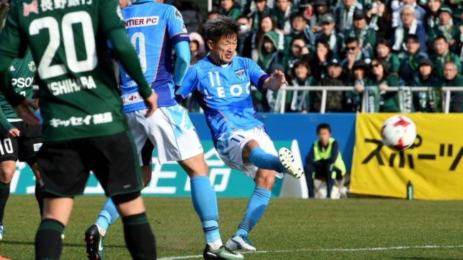 Kazuyoshi Miura, el futbolista más longevo del mundo, seguirá su carrera en Japón