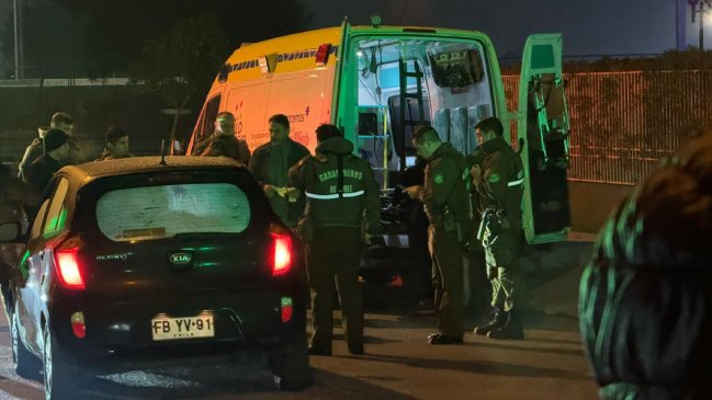 Conductor ebrio atropelló a carabinero y periodista afuera de comisaría