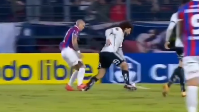 Alan Benítez conoció su sanción tras la violenta falta sobre Falcón en Libertadores