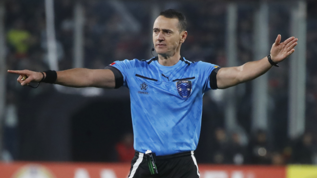 El colombiano Wilmar Roldán será el árbitro del vital choque entre La Roja y Canadá