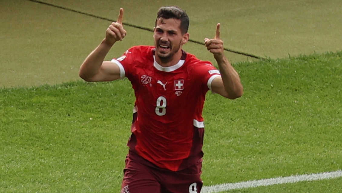 [VIDEO] Una volea de Remo Freuler adelantó a Suiza ante Italia en la Euro