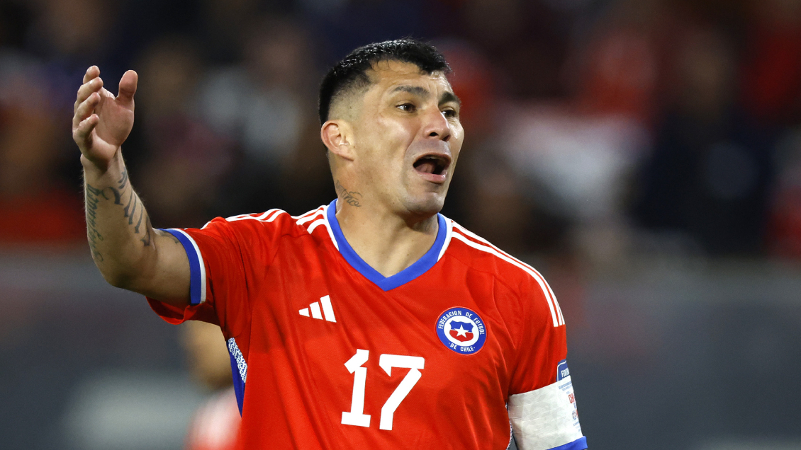 La furia de Gary Medel por el arbitraje ante Chile: Nos siguen robando y cagando