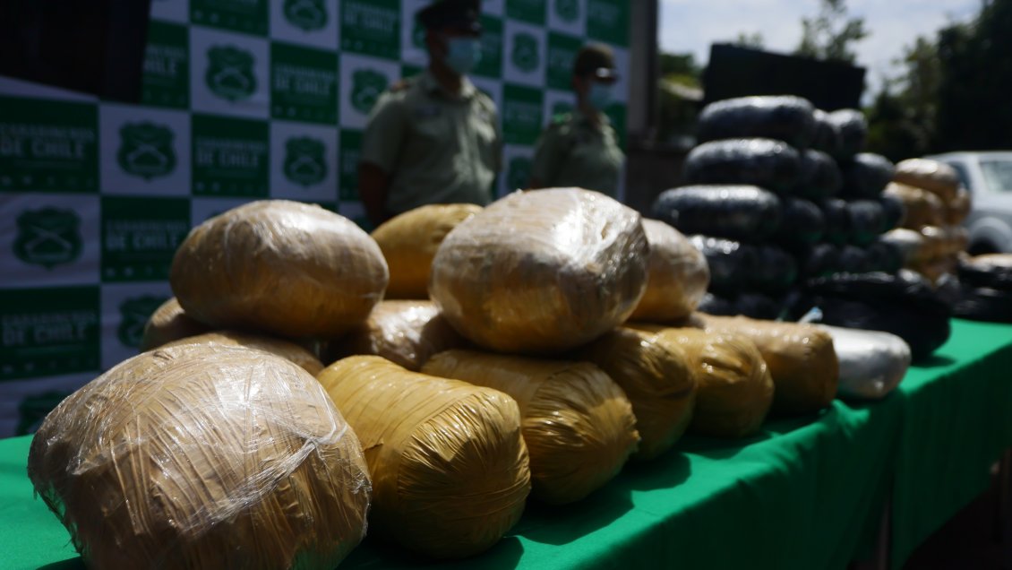 San Bernardo: Cuatro detenidos por transportar 600 kilos de cocaína en un camión