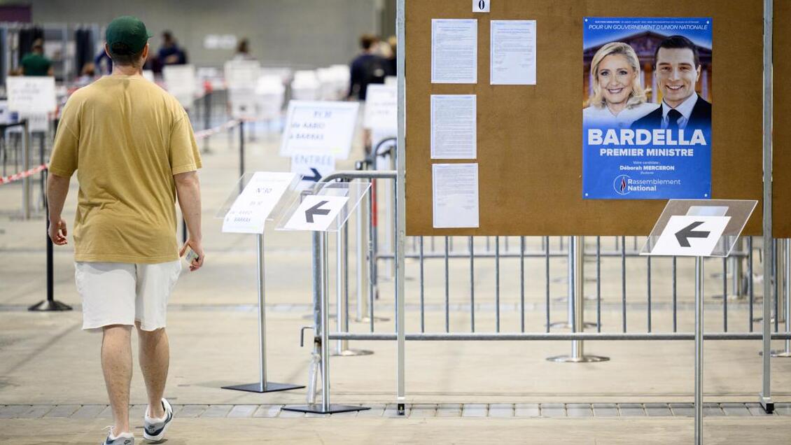 Francia vive crucial elección que puede llevar al poder a la ultraderecha
