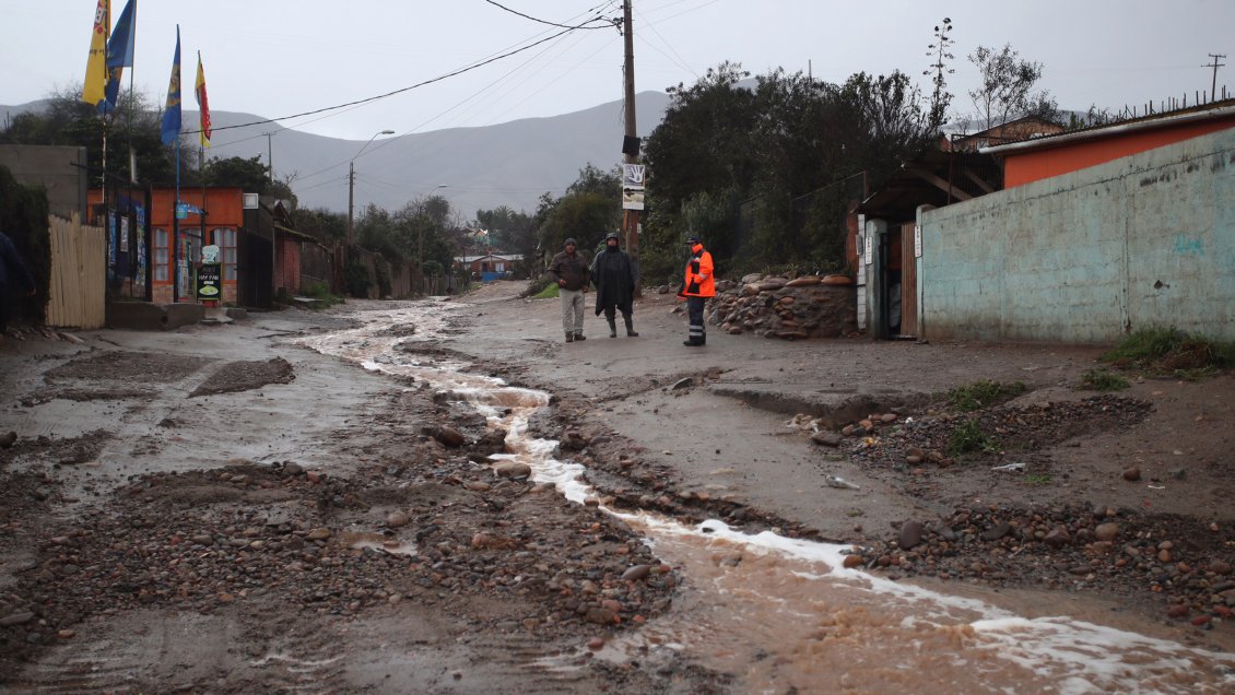 Casi 300 damnificados en La Araucanía por paso de sistema frontal